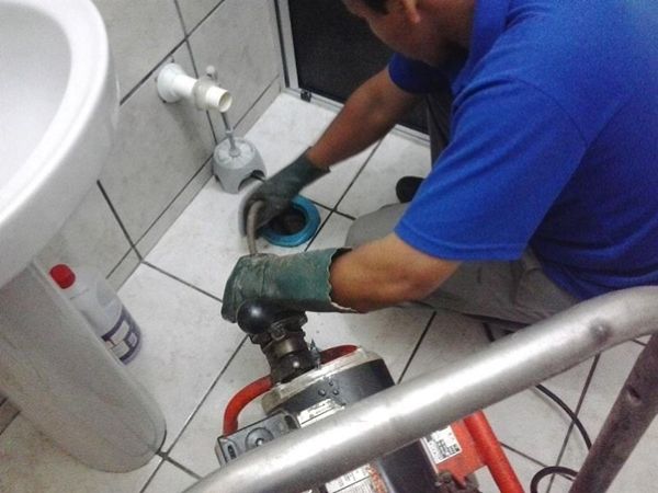 thông cống nghẹt phường 4 quận phú nhuận