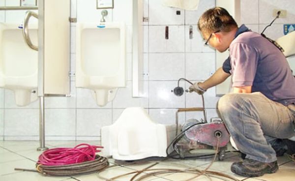 xử lý mùi hôi cống
