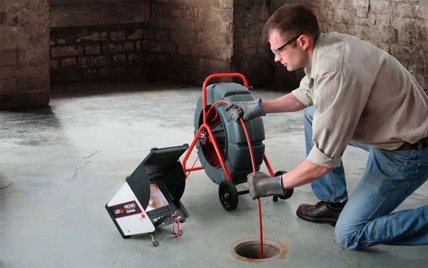 cách thông cống bồn cầu