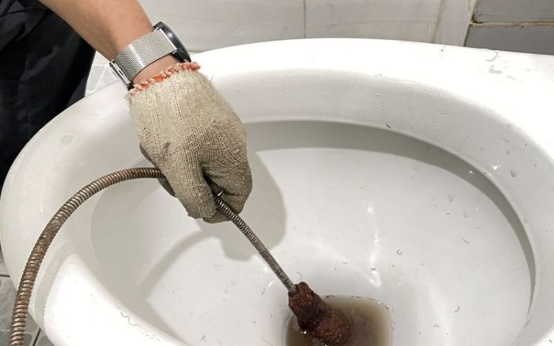 Thông bồn cầu quận 3