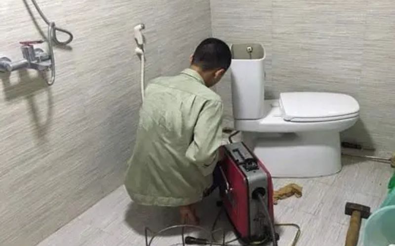 Thông bồn cầu quận 4