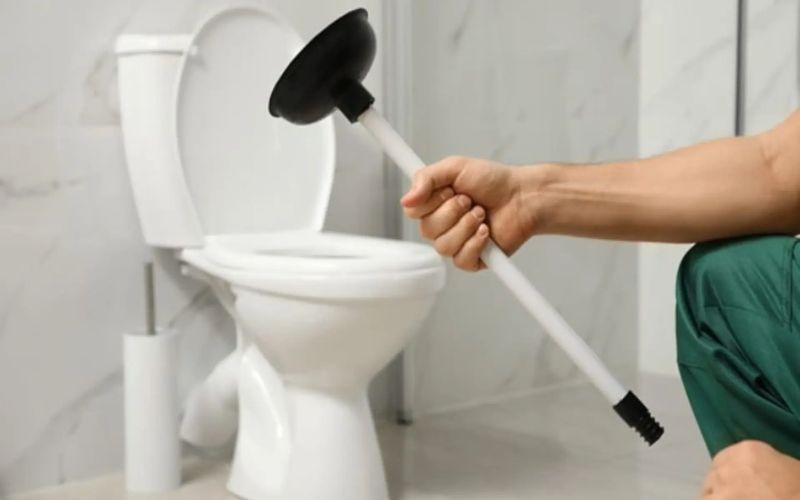 thông bồn cầu huyện hóc môn