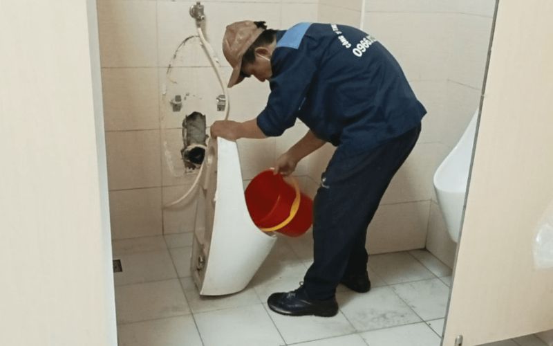 Thông cống nghẹt Phường Long Phước