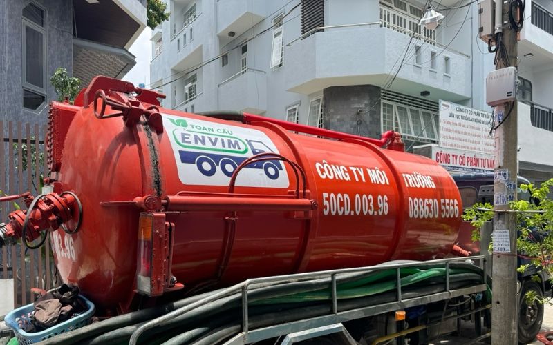 Hút hầm cầu Trần Văn Thời