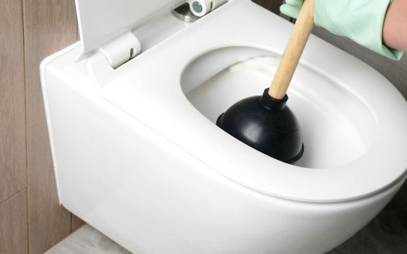 Thông bồn cầu Trần Văn Thời