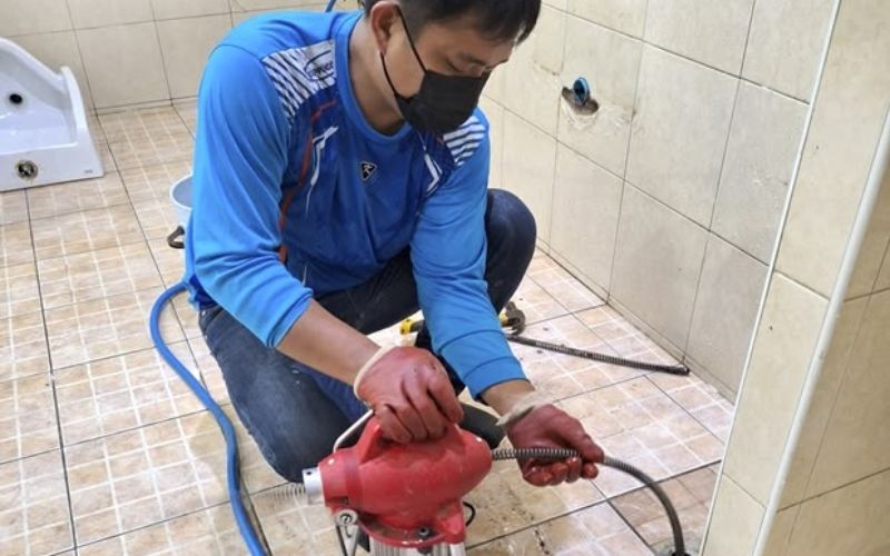 Thông cống nghẹt Ngọc Hiển