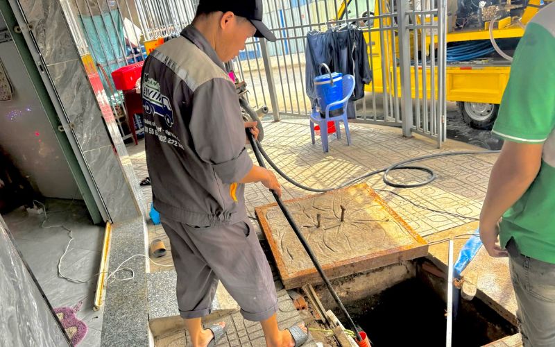 thông cống nghẹt phú tân