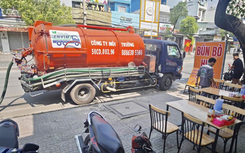 Hút hầm cầu Xương Huân