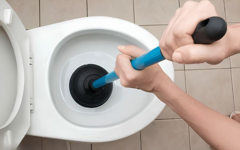 thông bồn cầu nghẹt Vĩnh Hải