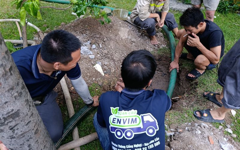 hút hầm cầu xã Phú Hòa Đông