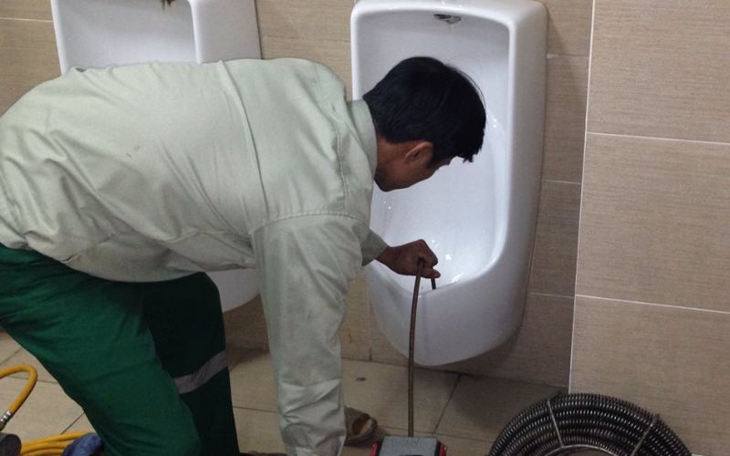 Thông bồn cầu quận bình thạnh