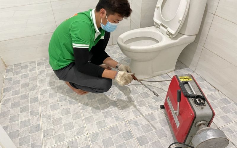 Thông bồn cầu Tân Bình