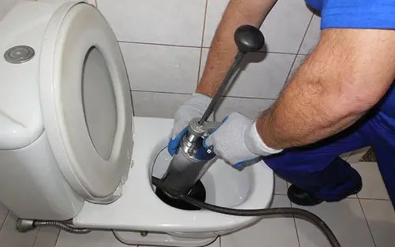 Thông bồn cầu Bến Lức