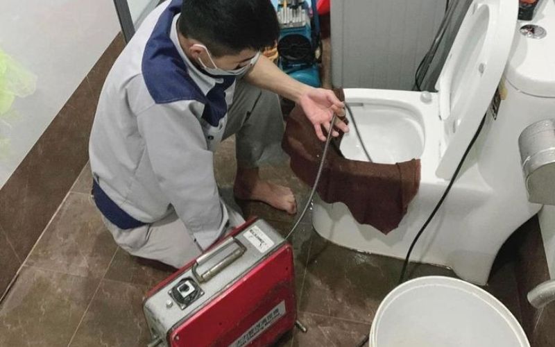 Thông cống nghẹt Cái Nước