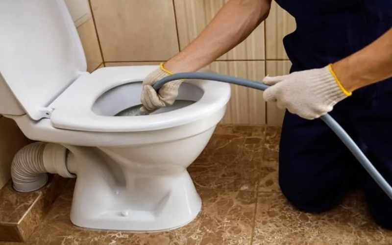 thông bồn cầu nghẹt quận 11